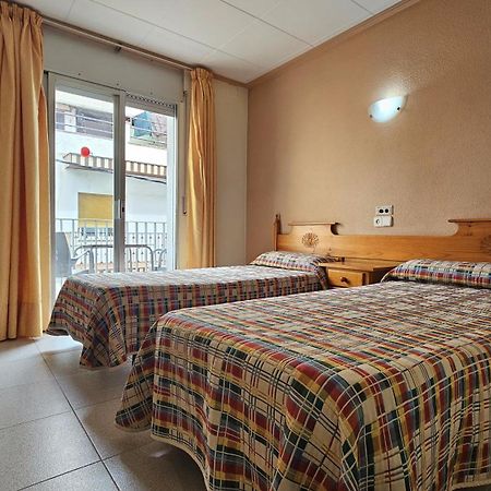 Hostal Los Manos Бланес Екстер'єр фото