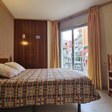 Hostal Los Manos Бланес Екстер'єр фото