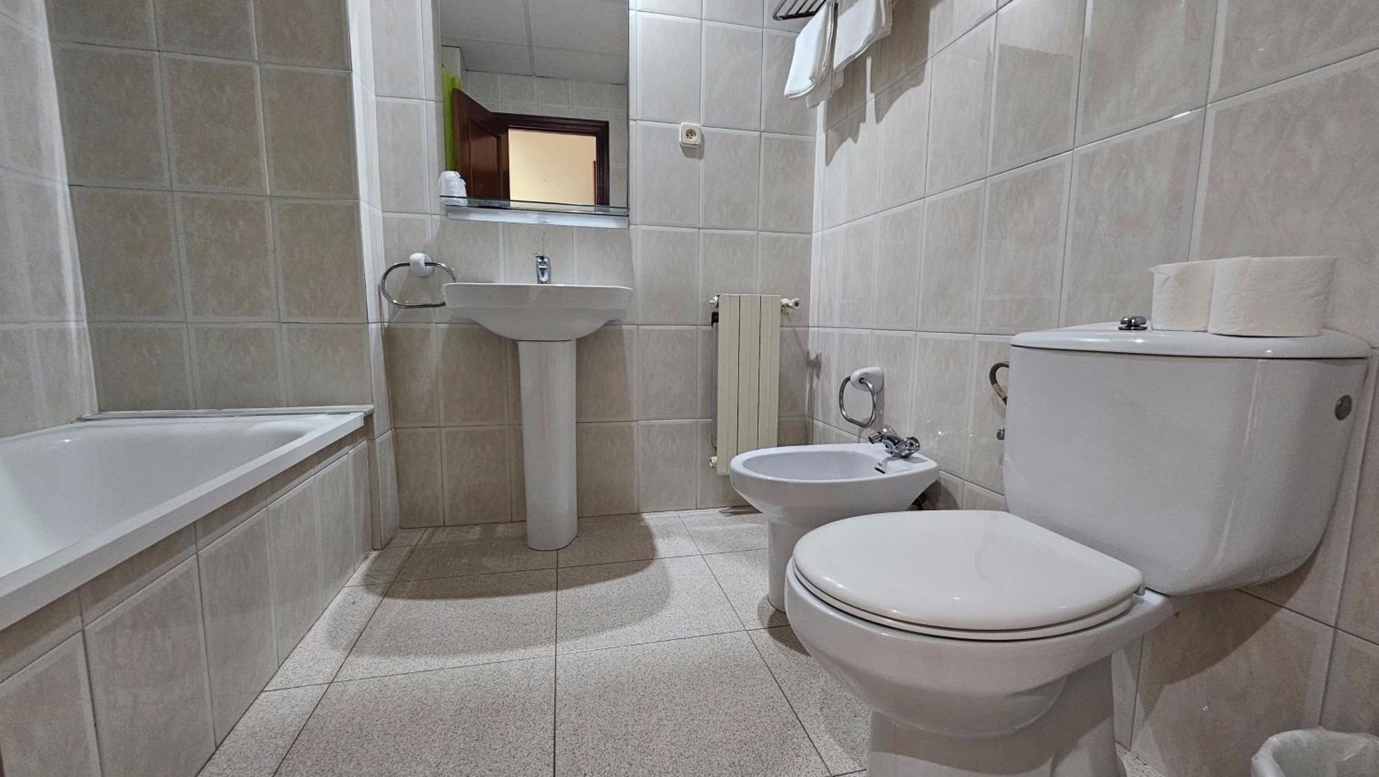 Hostal Los Manos Бланес Екстер'єр фото