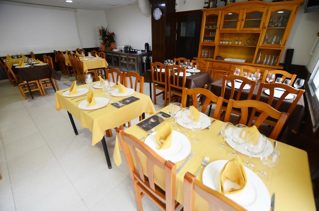 Hostal Los Manos Бланес Екстер'єр фото